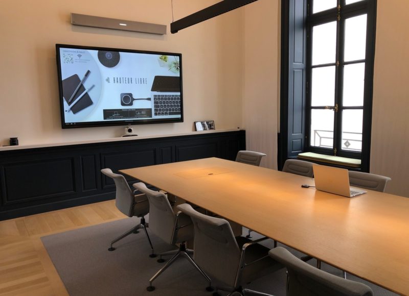 meet-in-hauteur-libre